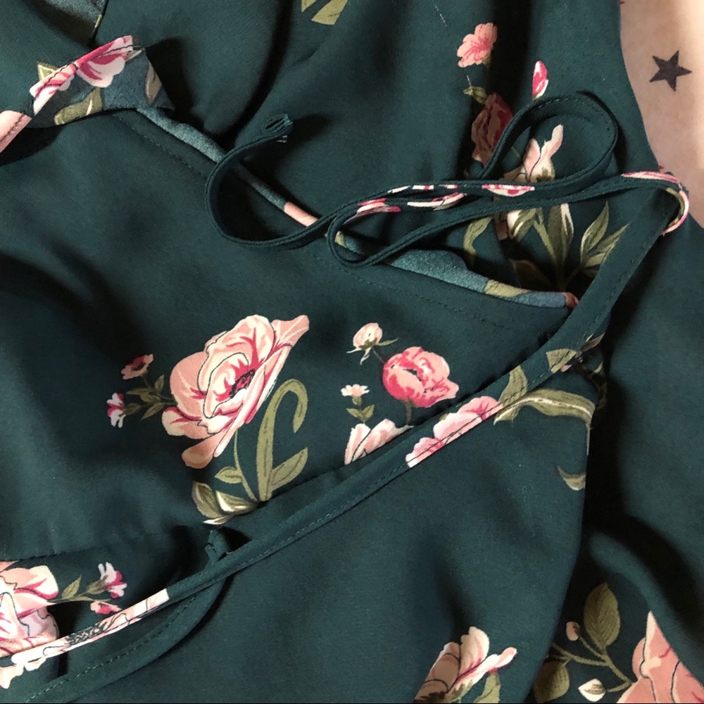 Green Floral Ruffles Wrap Top Peplum - Picture 2 of 4